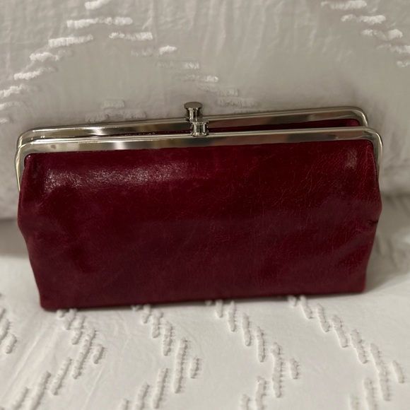HOBO Lauren Clutch Wallet - Picture 5 of 6